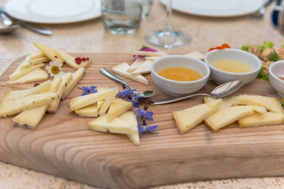 The Crete Senesi and Valdorcia: Pienza and Lunch at a Cheese Farm